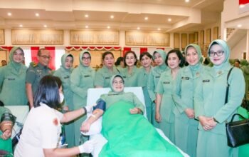 Persit Kartika Chandra Kirana Daerah Merdeka Gelar Donor Darah Peringati HUT ke-80