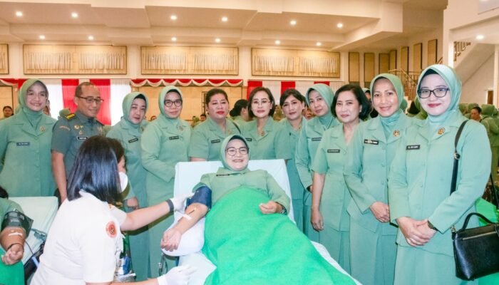 Persit Kartika Chandra Kirana Daerah Merdeka Gelar Donor Darah Peringati HUT ke-80