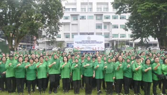 Peringati HUT ke-80, Persit KCK Koorcabrem 131 Gelar Lomba Permainan Tradisional