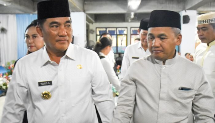 Pangdam XIII/Merdeka Hadiri Buka Puasa Bersama dalam Safari Ramadhan 1447 H di Masjid Agung Awwal Fathul Mubien