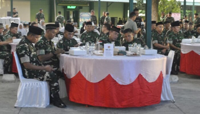 Danrem Santiago Hadiri Buka Puasa Bersama dan Santunan Anak Yatim di Kodam XIII/Merdeka