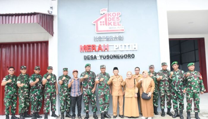 Kasdam XIII/Merdeka Tinjau Langsung Pembangunan Koperasi Desa Merah Putih di Desa Yosonegoro