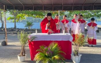 Saat Dunia Berteriak ‘Salibkan Dia’, Masihkah Kita Berani Berseru ‘Hosana’? Ini Pesan Pastor Jacob di Minggu Palma