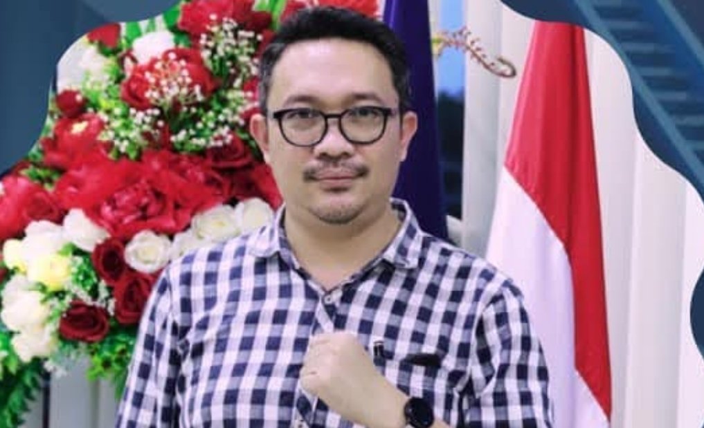 Dr. Quido Kainde,ST.,SH.,MM.,MT.,CEH.,CHFI / Kepala UPA TIK Unima