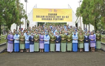 Peringati HUT ke-62, Dharma Pertiwi Daerah M Gelar Ziarah dan Tabur Bunga di TMP