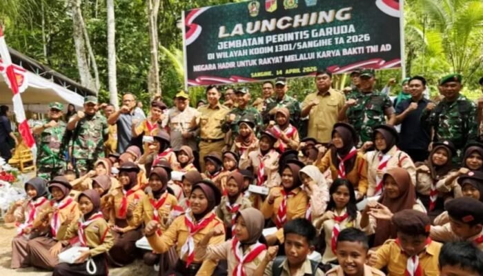 Buka Akses Jalan, Pangdam XIII/Merdeka Resmikan Jembatan Perintis Garuda di Desa Beha
