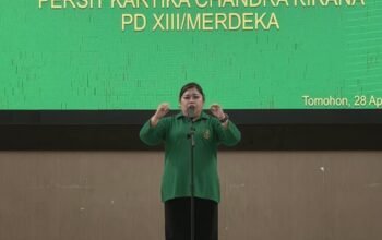 Dibalik Tongkat Komando, Ketua Persit Ranting 5 Pomdam Merdeka Jelaskan Teknik Dirigen