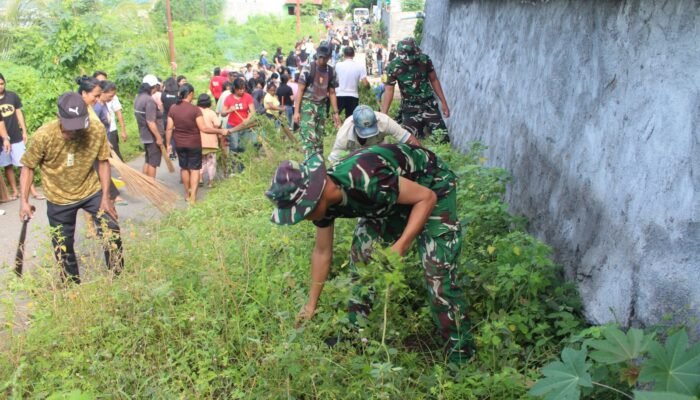 Gotong Royong Penuh Semangat, Kodim 1310/Bitung Bersihkan Lokasi Pembangunan Jembatan Garuda