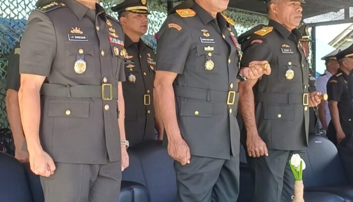 Danrem 131/Santiago Menghadiri Upacara Penutupan Pendidikan Pelantikan dan Penyumpahan Prajurit Dikmata TNI AD Gel. I TA. 2026