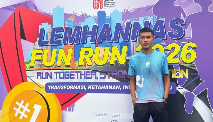 Meski Tak Berdiri di Podium, Prajurit Yonif 713/Satya Tama Tetap Buktikan Mental Petarung di Fun Run Lemhannas 2026