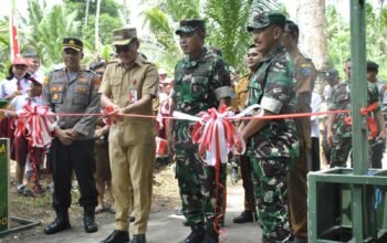 Wujud Nyata Sinergi Untuk Rakyat, Danrem Santiago dan Bupati Minut Resmikan Jembatan Perintis Garuda
