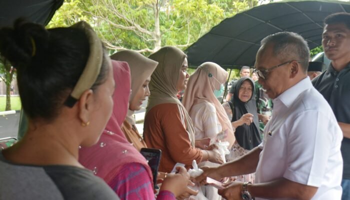 Semangat Berbagi, Pangdam XIII/Merdeka Salurkan Kurban untuk Masyarakat dan Prajurit