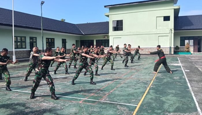 Pencak Silat Militer Kodim 1301/Sangihe Asah Insting Tempur dan Mental Prajurit