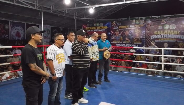 Merajut Sportivitas di Atas Ring: Pembina Pertina Sulut Sukses Gelar Tinju HUT ke-80 Bhayangkara