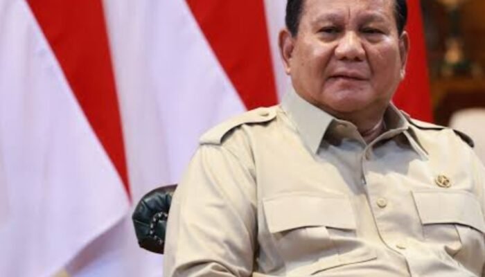 Ketika Koruptor, Oposisi, dan Buzzer Bertemu dalam Narasi “Ganti Presiden”