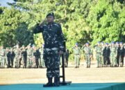 Teguhkan Kedisiplinan Prajurit, Aslog Kasdam XIII/Merdeka Pimpin Upacara Bendera Akhir Juli