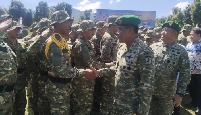 Danrem 131/Santiago Hadiri Penutupan Diklat SPPI KDKMP/KNMP di Rindam XIII/Merdeka