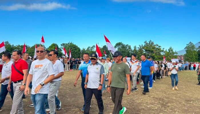 Kasdim 1310/Bitung Hadiri Merdeka Fun Walk Awali HUT ke-81 RI di Kota Bitung
