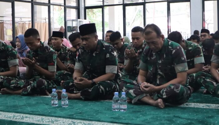 Danrem 131/Santiago Hadiri Peringatan Maulid Nabi 1448 H, Ajak Prajurit Teladani Akhlak Rasulullah