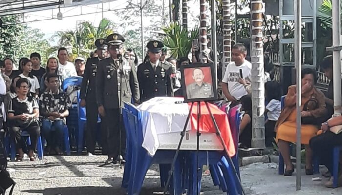 Kodim 1310/Bitung Gelar Upacara Pemakaman Militer Almarhum Serka (Purn) Hans Wungkana