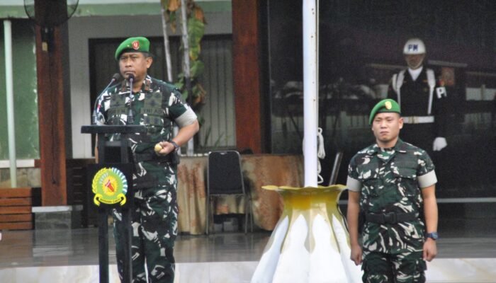 Danrem 131/Santiago Bacakan Amanat Pangdam XIII/Merdeka pada Upacara 17-an, Tekankan Profesionalisme dan Kesiagaan Bencana