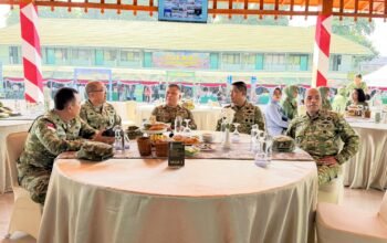 Danrindam XIII/Merdeka Hadiri Bazar Murah HUT ke-81 TNI di Korem 131/Santiago