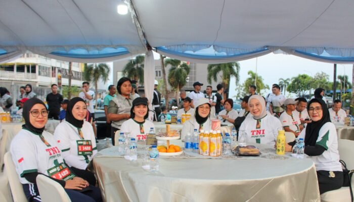 Ketua Persit Koorcabrem Santiago Hadiri TNI PRIMA Fun Run 2026 dalam Rangka HUT Ke-81 TNI