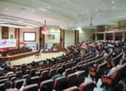 Sepakati Perubahan KUA-PPAS 2026 Bersama DPRD, Gubernur Yulius Selvanus Garis Bawahi Pentingnya Sinergi Pemda dan Legislatif