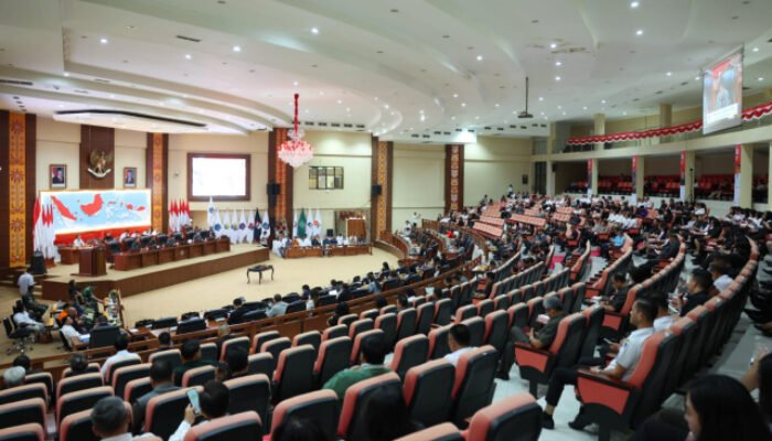 Sepakati Perubahan KUA-PPAS 2026 Bersama DPRD, Gubernur Yulius Selvanus Garis Bawahi Pentingnya Sinergi Pemda dan Legislatif