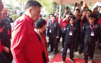 Megawati Tiba di Lokasi Acara, Olly Dondokambey Satu Mobil Bersama Ketua Umum