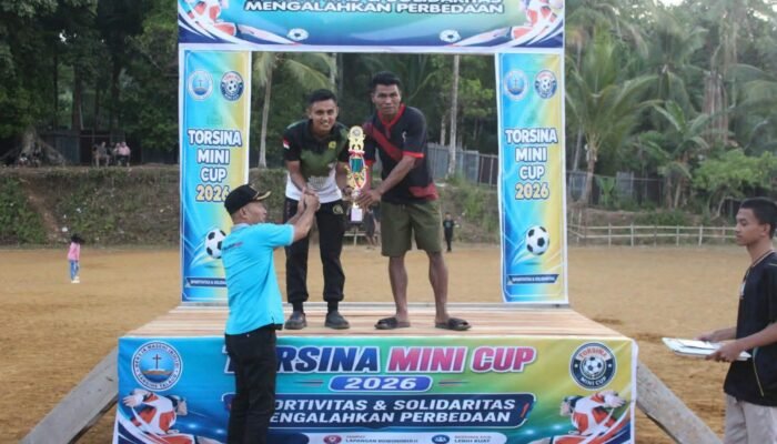 Pratu Abdul Qadir Antar Pasman FC Raih Juara 3 Torsina Mini Cup 2026