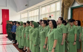 Dampingi Suami, Ketua dan Pengurus Persit Koorcabrem 131 Santiago Hadiri Acara Korps Kenaikan Pangkat