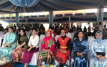 Ketua Persit KCK Cabang LXII Hadiri Upacara Peringatan HUT ke-36 Kota Bitung