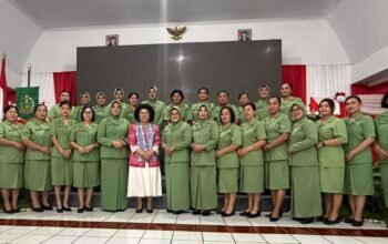Peduli Kesehatan Anggota, Ketua Persit KCK Cabang Kodim 1310/Bitung Hadiri Sosialisasi SADARI