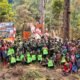 Satgas Mobile Yonif 713/Satya Tama Bersama VRI dan Warga Berhasil Bangun Jembatan Merah Putih di Pedalaman Papua