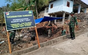 Turun Langsung ke Lapangan, Dansatgas TMMD ke-130 Kontrol Pembangunan Sumur Bor