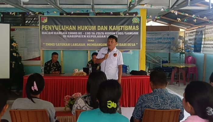 Tingkatkan Kesadaran Hukum dan Kamtibmas, Satgas TMMD ke-130 Kodim 1301/Sangihe