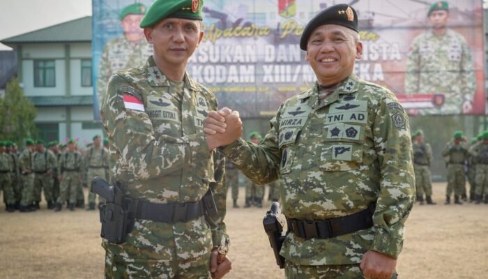 Sertijab Pangdam XIII/Merdeka: Mayjen TNI Anggit Exton Yustiawan Resmi Terima Penyerahan Pasukan dan Alutsista dari Mayjen TNI Mirza Agus