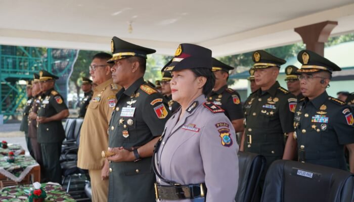 Danrem 131/Santiago Brigjen TNI Yuri Elias Mamahi Hadiri Penutupan Dikmaba Infanteri TNI AD Gelombang III TA 2026 di Minsel
