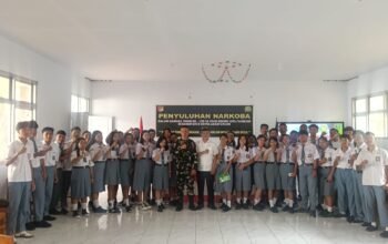 TMMD ke-130 Kodim 1301/Sangihe Bekali Pelajar SMK Negeri 1 Sibarsel tentang Bahaya Narkoba